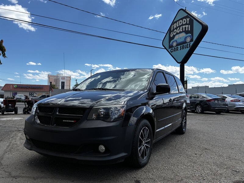 2017 Dodge Grand Caravan GT  