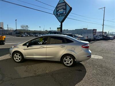 2015 Ford Fiesta SE Sedan
