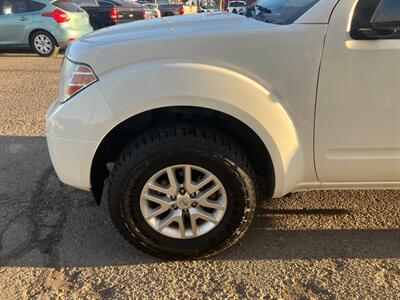 2015 Nissan Frontier SV V6 - Photo 4 - Reno, NV 89502