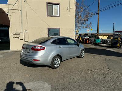 2015 Ford Fiesta SE   - Photo 5 - Reno, NV 89502
