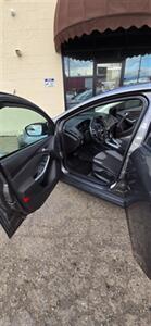 2012 Ford Focus SE   - Photo 10 - Reno, NV 89502