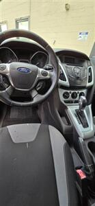 2012 Ford Focus SE   - Photo 12 - Reno, NV 89502