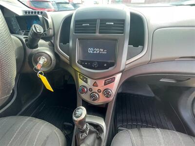 2015 Chevrolet Sonic LT Manual   - Photo 10 - Reno, NV 89502