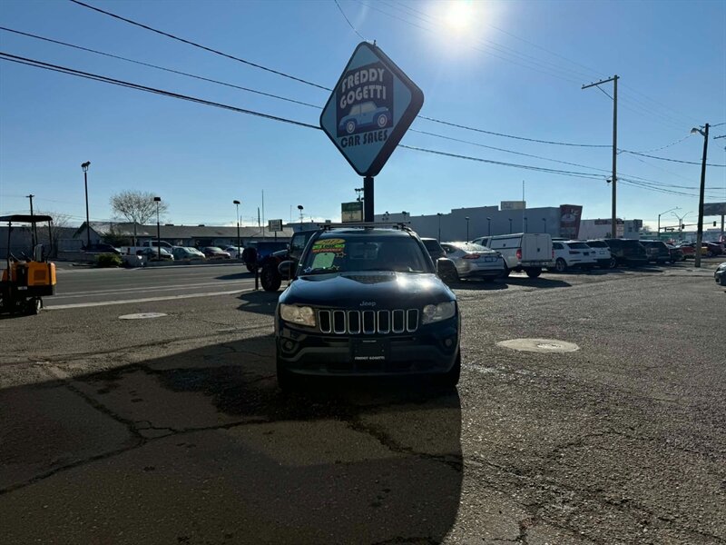 2012 Jeep Compass Sport  