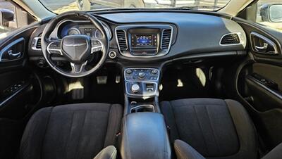2016 Chrysler 200 Series Limited   - Photo 5 - Reno, NV 89502