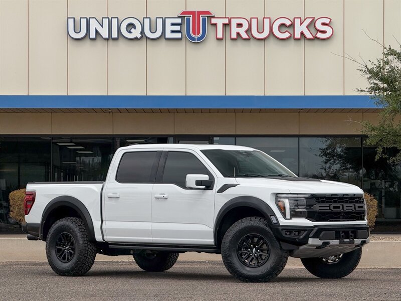 2025 Ford F-150 Raptor   - Photo 1 - Scottsdale, AZ 85257