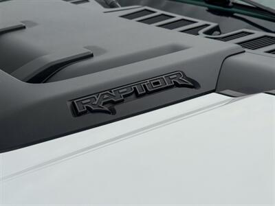 2025 Ford F-150 Raptor   - Photo 15 - Scottsdale, AZ 85257