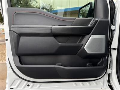 2025 Ford F-150 Raptor   - Photo 19 - Scottsdale, AZ 85257