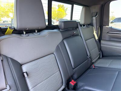 2024 Chevrolet Silverado 1500 ZR2   - Photo 26 - Scottsdale, AZ 85257