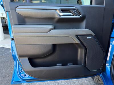 2024 Chevrolet Silverado 1500 ZR2   - Photo 14 - Scottsdale, AZ 85257