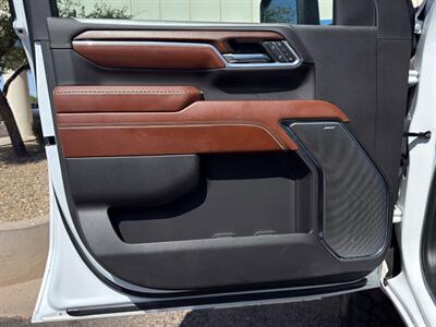 2024 GMC Sierra 3500HD Denali Ultimate   - Photo 17 - Scottsdale, AZ 85257
