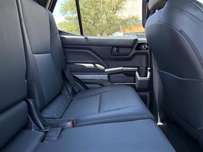 2025 Toyota 4Runner TRD Off-Road HV   - Photo 29 - Scottsdale, AZ 85257