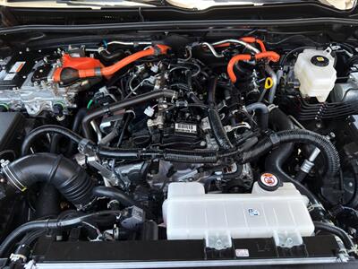 2025 Toyota 4Runner TRD Off-Road HV   - Photo 15 - Scottsdale, AZ 85257