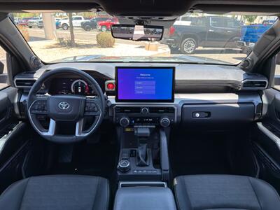 2025 Toyota 4Runner TRD Off-Road HV   - Photo 34 - Scottsdale, AZ 85257