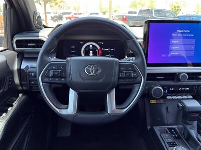 2025 Toyota 4Runner TRD Off-Road HV   - Photo 35 - Scottsdale, AZ 85257