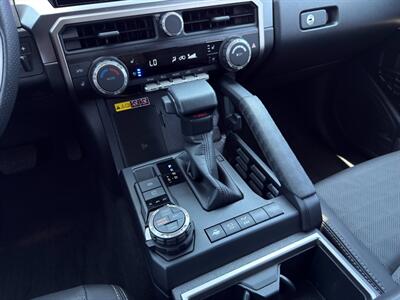 2025 Toyota 4Runner TRD Off-Road HV   - Photo 38 - Scottsdale, AZ 85257