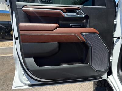 2023 GMC Sierra 1500 Denali Ultimate   - Photo 16 - Scottsdale, AZ 85257
