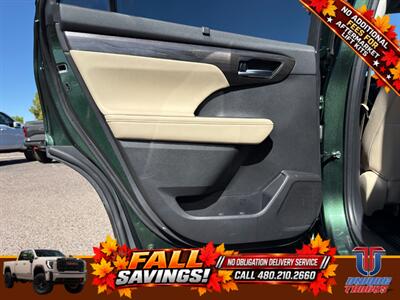 2023 Toyota Highlander Platinum - Photo 19 - Scottsdale, AZ 85257