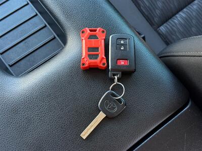 2021 Toyota Tundra TRD-OffRoad CrewMax   - Photo 36 - Scottsdale, AZ 85257