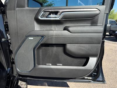 2024 Chevrolet Silverado 1500 LTZ   - Photo 30 - Scottsdale, AZ 85257