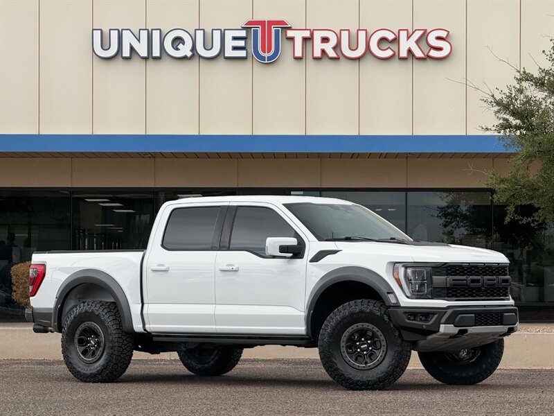 2023 Ford F-150 Raptor   - Photo 1 - Scottsdale, AZ 85257
