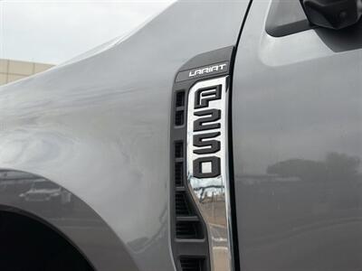 2025 Ford F-250 Super Duty Lariat   - Photo 12 - Scottsdale, AZ 85257