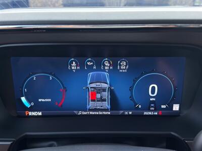 2025 Ford F-250 Super Duty Lariat   - Photo 37 - Scottsdale, AZ 85257