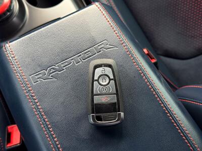 2024 Ford Bronco Raptor   - Photo 38 - Scottsdale, AZ 85257