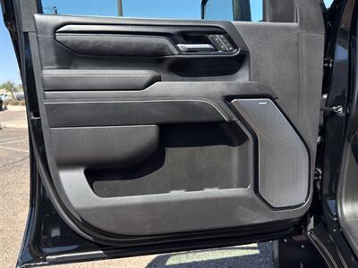 2025 GMC Sierra 2500HD AT4X   - Photo 17 - Scottsdale, AZ 85257