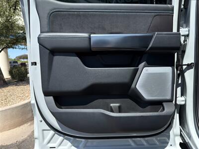 2026 Ford F-250 Super Duty Platinum   - Photo 23 - Scottsdale, AZ 85257