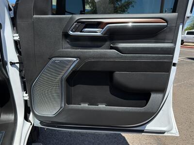 2024 GMC Sierra 3500HD Denali   - Photo 29 - Scottsdale, AZ 85257