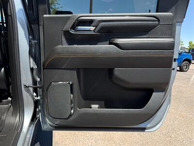 2024 GMC Sierra 2500HD AT4   - Photo 26 - Scottsdale, AZ 85257