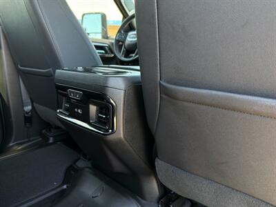 2024 GMC Sierra 2500HD AT4   - Photo 27 - Scottsdale, AZ 85257