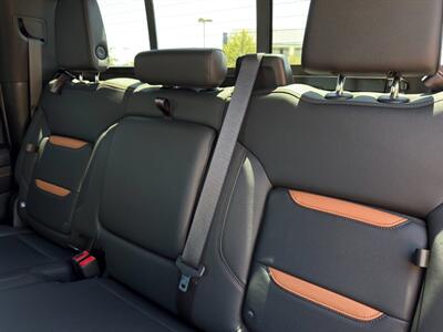 2024 GMC Sierra 2500HD AT4   - Photo 25 - Scottsdale, AZ 85257
