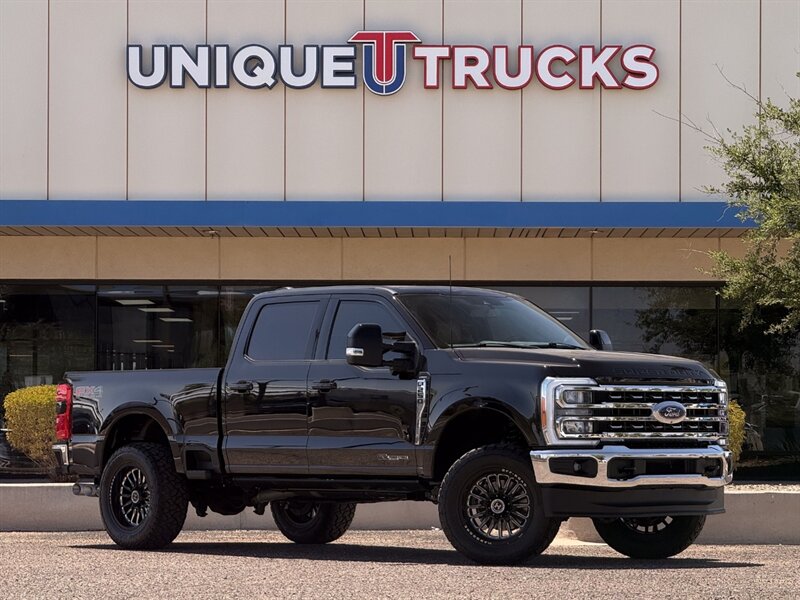 2023 Ford F-250 Super Duty Lariat   - Photo 1 - Scottsdale, AZ 85257
