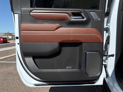 2026 GMC Sierra 2500HD Denali Ultimate   - Photo 23 - Scottsdale, AZ 85257