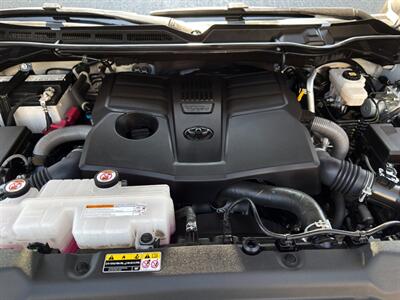 2024 Toyota Tundra 1794 Edition   - Photo 14 - Scottsdale, AZ 85257