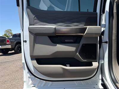 2026 Ford F-450 Super Duty Platinum Plus   - Photo 21 - Scottsdale, AZ 85257