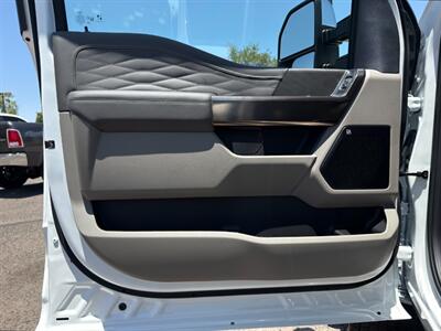 2026 Ford F-450 Super Duty Platinum Plus   - Photo 16 - Scottsdale, AZ 85257