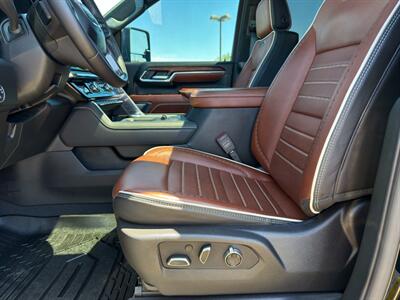 2024 GMC Sierra 2500HD Denali Ultimate   - Photo 18 - Scottsdale, AZ 85257