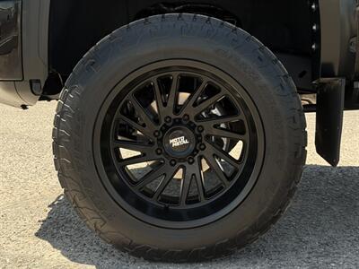 2024 GMC Sierra 2500HD Denali Ultimate   - Photo 11 - Scottsdale, AZ 85257