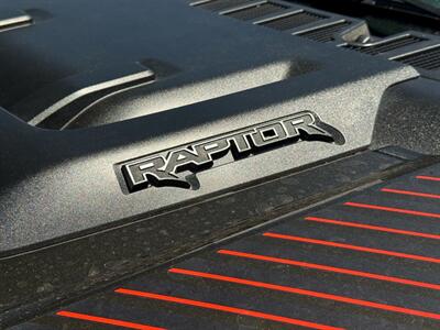 2025 Ford F-150 Raptor   - Photo 11 - Scottsdale, AZ 85257