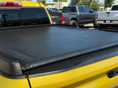 2023 GMC Canyon AT4X   - Photo 10 - Scottsdale, AZ 85257