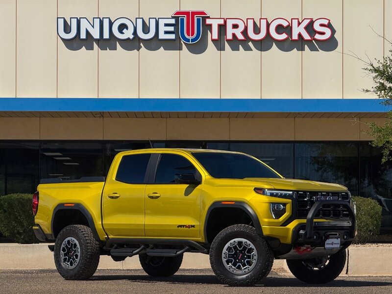 2023 GMC Canyon AT4X   - Photo 1 - Scottsdale, AZ 85257