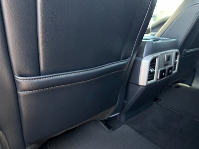 2022 Ford F-250 Super Duty Lariat   - Photo 23 - Scottsdale, AZ 85257