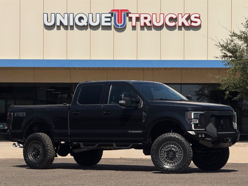 2022 Ford F-250 Super Duty Lariat   - Photo 1 - Scottsdale, AZ 85257