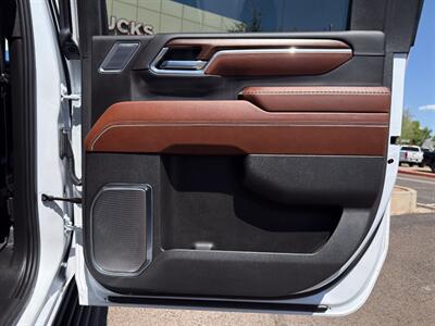 2024 GMC Sierra 2500HD Denali Ultimate   - Photo 27 - Scottsdale, AZ 85257