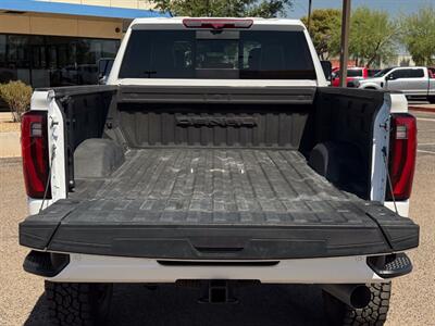 2024 GMC Sierra 2500HD Denali Ultimate   - Photo 7 - Scottsdale, AZ 85257