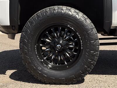 2024 GMC Sierra 2500HD Denali Ultimate   - Photo 10 - Scottsdale, AZ 85257