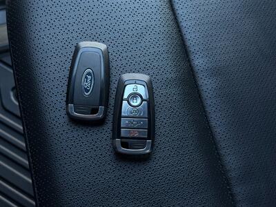 2025 Ford F-150 Lariat   - Photo 34 - Scottsdale, AZ 85257